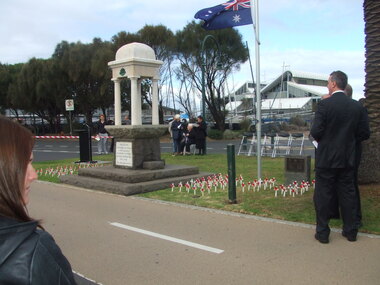 Photograph - Anzac Day 2010, 25 Apr 2010