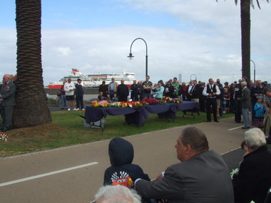 Photograph - Anzac Day 2010, 25 Apr 2010