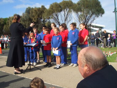 Photograph - Port Melbourne Primary School Choir, Anzac Day 2010, 25 Apr 2010