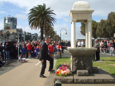 Photograph - Martin Foley Wreath Laying, Anzac Day 2010, 25 Apr 2010