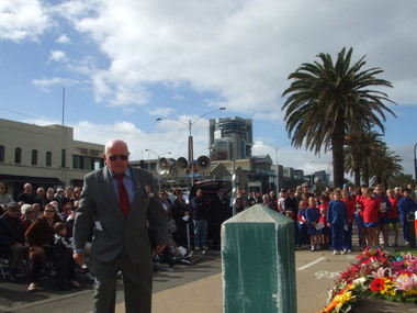 Photograph - Wreath Laying, Anzac Day 2010, 25 Apr 2010