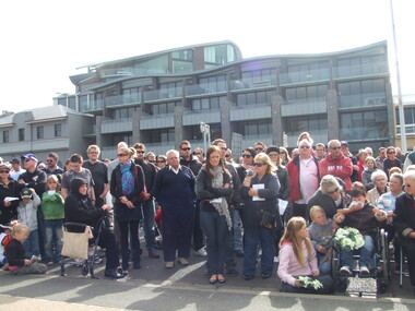 Photograph - Anzac Day 2010, 25 Apr 2010