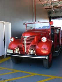 Photograph - Vintage Fire Engine, Fire in the Borough Launch, David Thompson, 2008