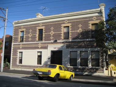 Photograph - former Cosmopolitan Hotel, David Thompson, 2007