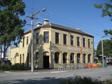 Photograph - Drifter's Alibi, Port Melbourne, David Thompson, c2006