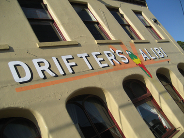 Photograph - Drifter's Alibi, Port Melbourne, David Thompson, c2006