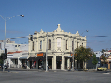 Photograph - Madonna's Restaurant, Port Melbourne, David Thompson, c2006