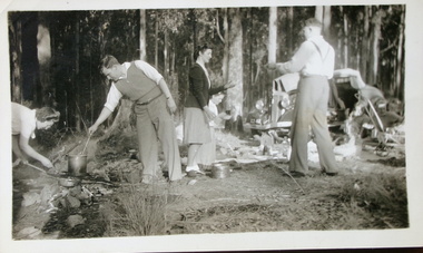 Photograph - Borowski family picnic, C.1940