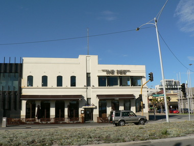 Photograph - Pier Hotel, Port Melbourne, 2006