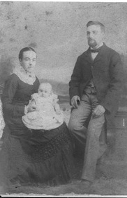 Photograph - Henry and Lilian Meiers with daughter Gwendolyn