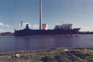 Photograph - Shipping using Webb Dock, Williamstown and various River Yarra berths. Bass Trader, Ron Laing, 1986 - 1999