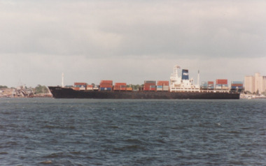 Photograph - Shipping using Webb Dock, Williamstown and various River Yarra berths. Matilda Bay, Ron Laing, 1986 - 1999