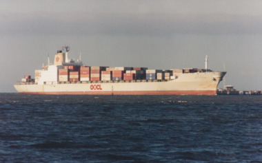 Photograph - Shipping using Webb Dock, Williamstown and various River Yarra berths. OOCL Exporter, Ron Laing, 1986 - 1999
