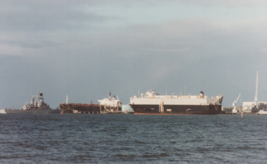 Photograph - Shipping using Webb Dock, Williamstown and various River Yarra berths. Arkansas, Iron Gippsland & Ehjin &, Ron Laing, 1986 - 1999