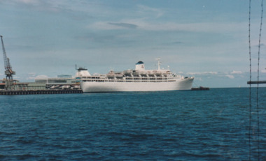 Photograph - Various cruise ships at Station Pier, Port Melbourne. Fairstar, Ron Laing, 1986 - 1999