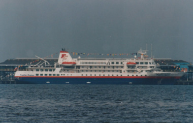 Photograph - Various cruise ships at Station Pier, Port Melbourne. Frontier Spirit, Ron Laing, 1986 - 1999