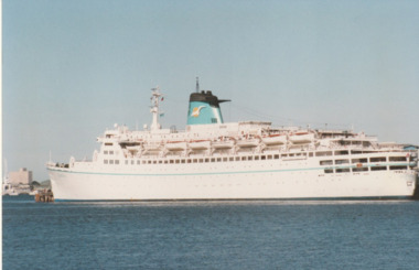 Photograph - Various cruise ships at Station Pier, Port Melbourne. Albatross, Ron Laing, 1986 - 1999