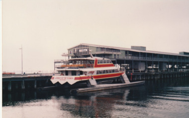 Photograph - Various ferries working from Station Pier, Port Melbourne. Spirit of Victoria, Ron Laing, 1986 - 1999