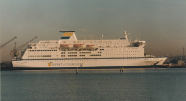 Photograph - Various ferries working from Station Pier, Port Melbourne. Spirit of Tasmania, Ron Laing, 1986 - 1999