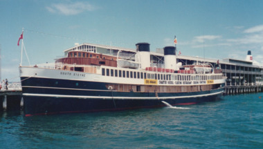 Photograph - Various ferries working from Station Pier, Port Melbourne. South Steyne, Ron Laing, 1986 - 1999