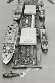 Postcard - Various Port Melbourne views - US Warships, 2015 - 2016