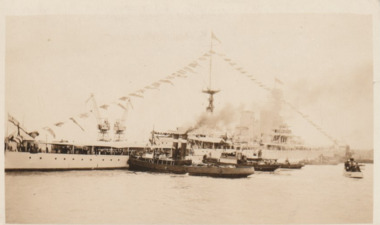 Photograph - Royal visit, arrival of Duke and Duchess of York on HMS Renown, Arthur MacDonald, 27 Apr 1927