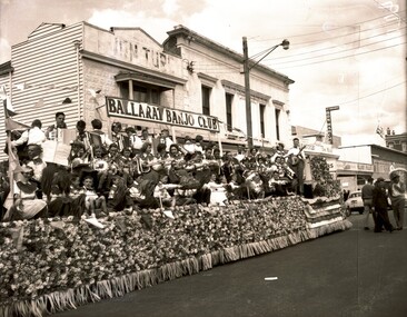 Ballarat Banjo Club in Peel St Nth