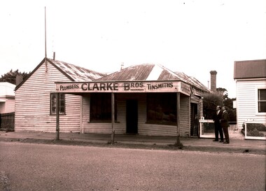 Clarke Bros Tinsmiths Humffray St later relocated to Sovereign Hill