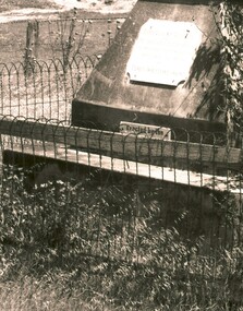 Clunes Gold Monument detail