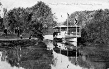 Steamer goes through Fairyland Lake Wendouree