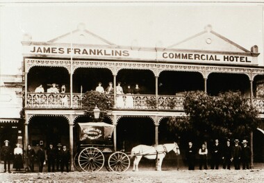 James Franklins Commercial Hotel