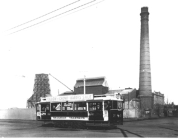 Tram at Powerhouse cnr Lake Wendouree