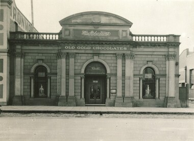 MacRobertson's Old Gold Chocolates
