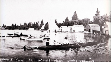 MH95 Lake Wendouree from St Patricks Boatshed
