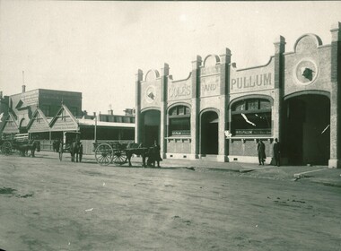 Front of Coles and Pullum Doveton St Sth Livestock Markets