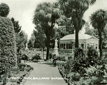 Statuary & Botanical Gardens Lake Wendouree