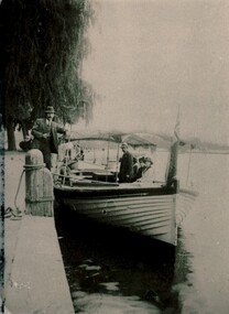 Lake Wendouree early boat