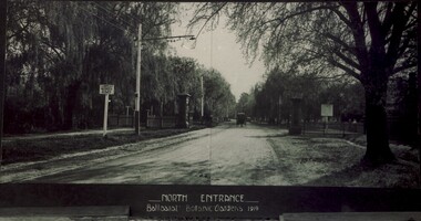 North Entrance, Ballarat Botanical Gardens, 1919