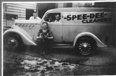 Speedee Cleaners (Stanley Harris driving, with parents Isabella & Thomas Harris)