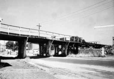Old Railway Siding Market St