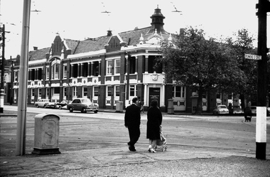Cnr Sturt & Drummond St Nth c 1960