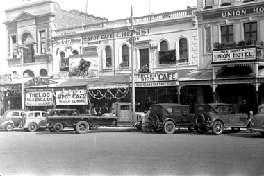 Lido & Spot Cafe 1938