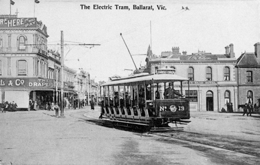 Tram coming out of Bridge St