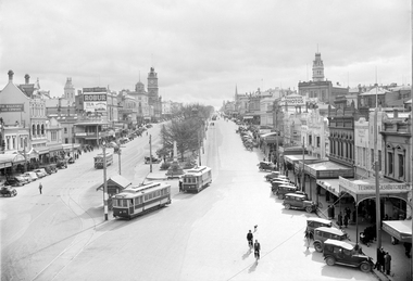 Looking West up Sturt St Ballarat