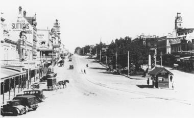 Looking up Sturt from Grenville St Sth