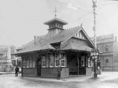 Tram shelter bottom Sturt St