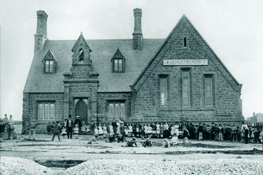 Ballarat National School