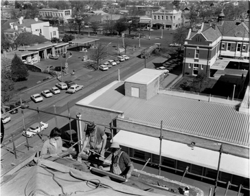 Builders working on Eildon House looking down toward Drummond & Sturt Sts 1971