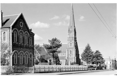 Sturt St