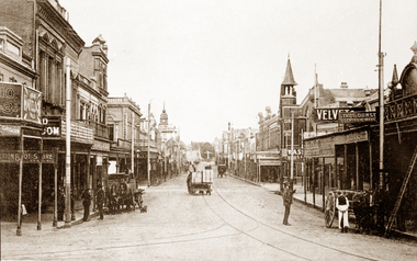 Bridge St & the Pretty bank